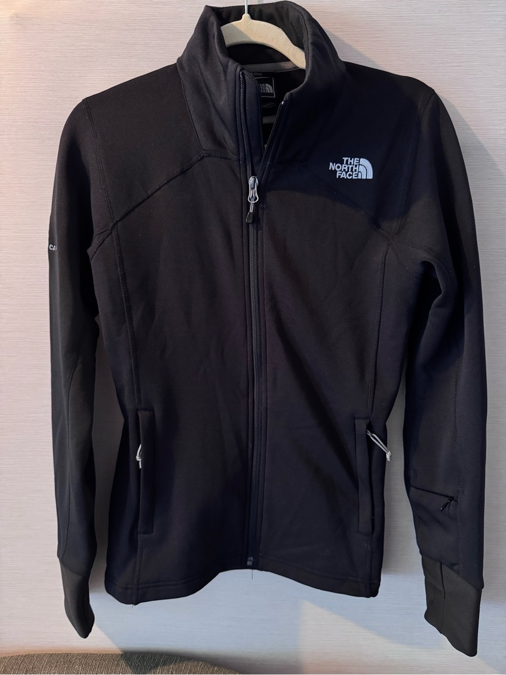 The North Face Black Softshell Performance Jacket - Picture 2 of 9